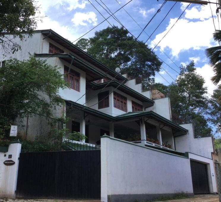 Reverie Hill Bungalow, Канді Екстер'єр фото